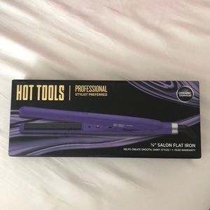 NIB ✨ Hot Tools Professional Ceramic Flat Iron 3/8”
